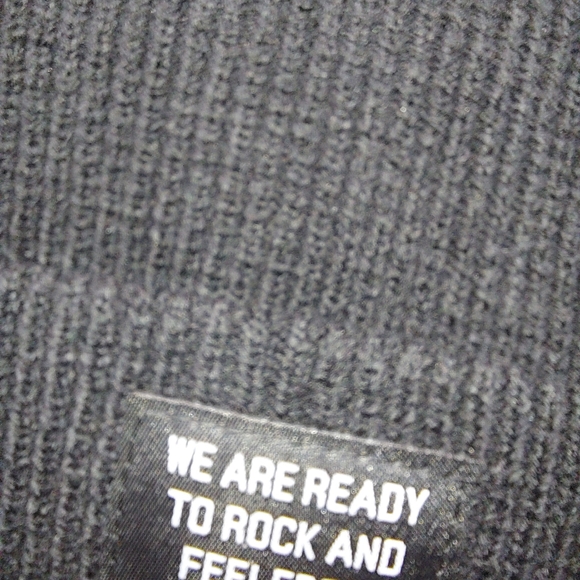 Hats outerwear - Picture 15 of 15